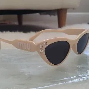 MIU Retro 50s style Barbie Nude/ Blush Pink rhinestone sunglasses Accessories | Miu Retro 5s Style Barbie Nude Blush Pink  main image 3